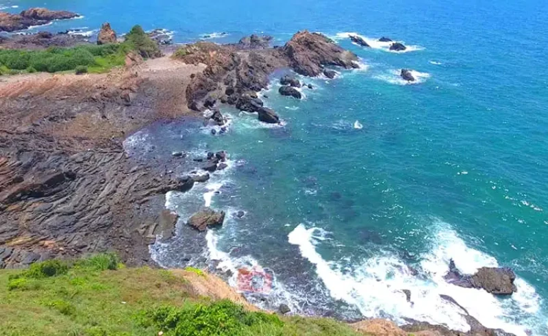 Bãi đá Móng Rồng (Cầu Mỵ) - Nguồn: Internet